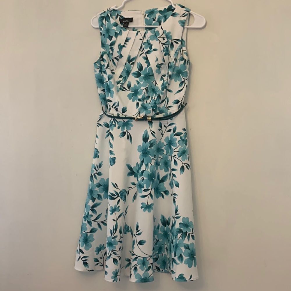 Alyx green and white floral sleeveless belted dress Size 4 Length 38”
